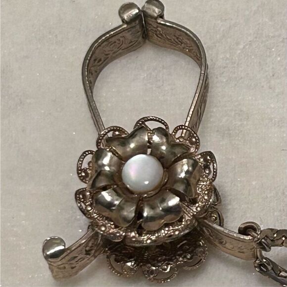 Rare Vtg Glove Purse Scarf Opera Size 3 1/4" Gold-tone Floral Engraved MOP Inset - Picture 10 of 14